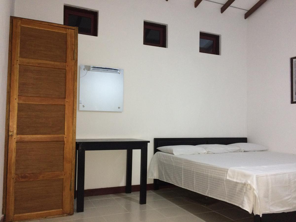 Anoleth Hotel Kalpitiya Exterior photo