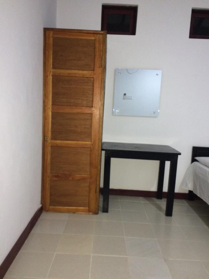 Anoleth Hotel Kalpitiya Exterior photo